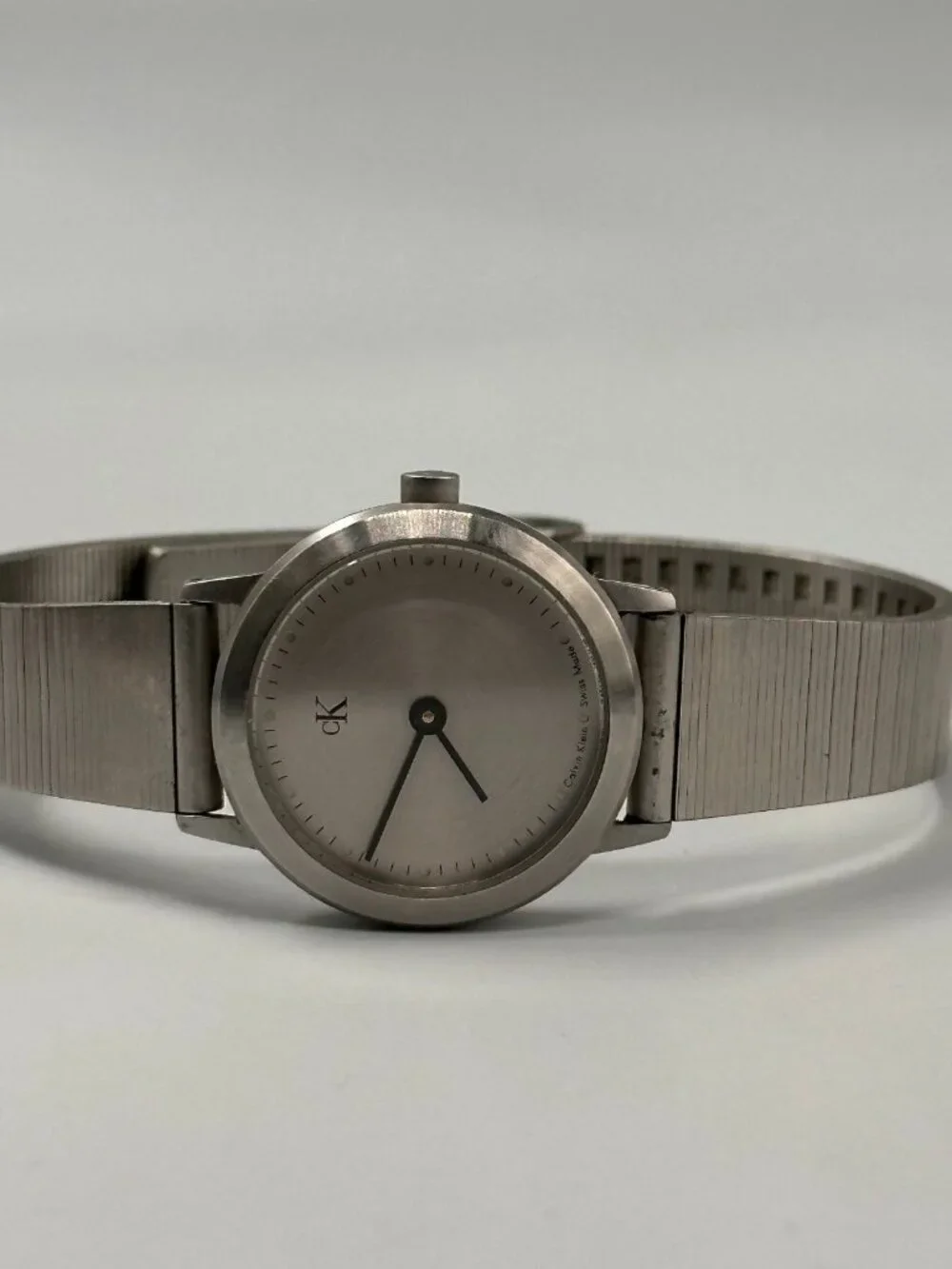 Calvin Klein Watch Women Silver Tone Round Dial 23MM New Battery 8